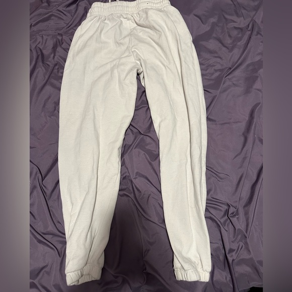 sweatpants - Picture 2 of 3